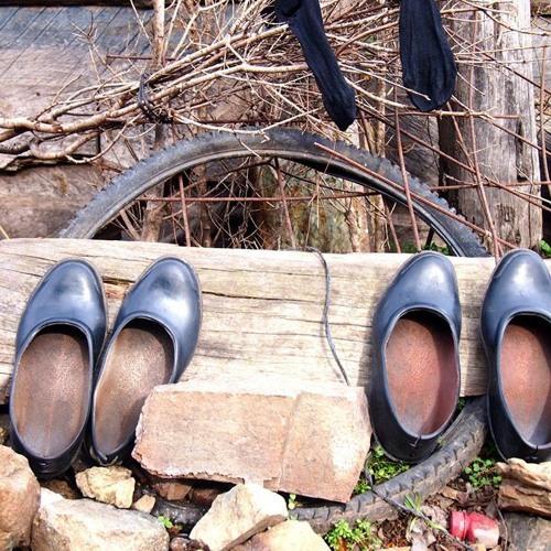 Light In Babylon &Ferman Akgül - Bursa'nın Ufak Tefek Taşları