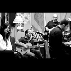 Circle Band - To Didi Hich