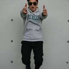 Ngayo'y Naririto by Jay R (Pocholo Bismonte)