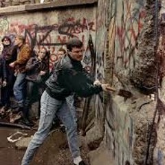 A Great Day For Freedom Pink Floyd Cover. (Voices "Ansel" and Guitar solo "Dr.Saturno").