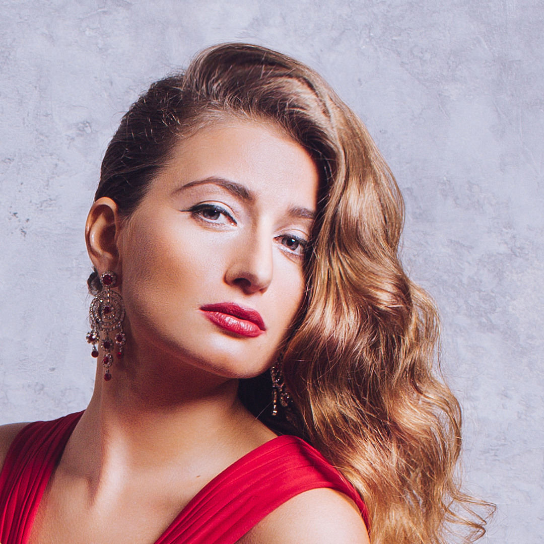 Onlaynda eshakni sikdim