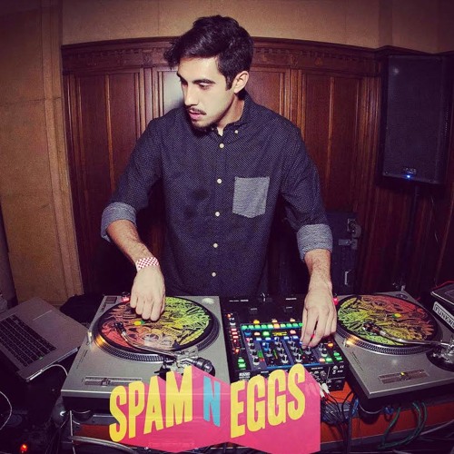 Live at SPAM N EGGS (10.4.14)