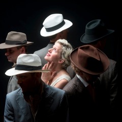 Britten - Tell me the Truth about Love - from Cabaret songs (with Cora Burggraaf)