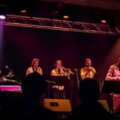 Let's go to work - Electro Deluxe