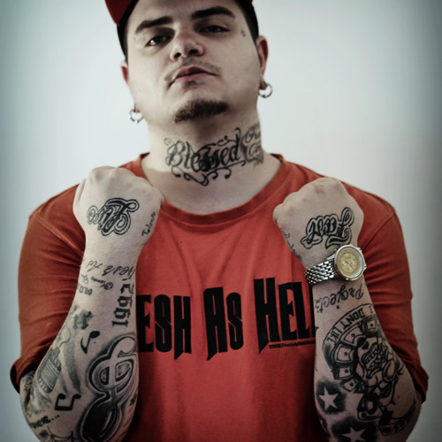 Resistente - Mete o Som Alto (Feat Duoelo Music)