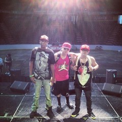 The Latest Issues Ft Mozart & Matthew Elias "Wanna Ride"