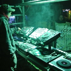 bass life (minimix by Tomol - Shamanic Sound System)