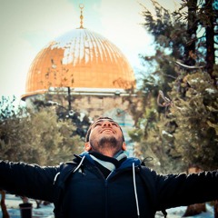 الأقصى يجري بدمي .
