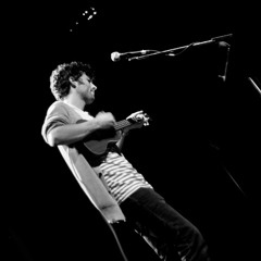 Dancing In The Dark Covered by Tom Withers(on the Ukulele)