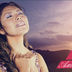 Yarita Lizeth Yanarico - Tienes Tu Duena 2014(Galantes De America)