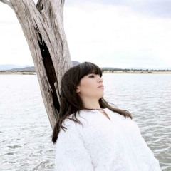 Javiera Mena - Quédate Un Ratito Más