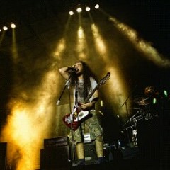 Besok Bubar - Pahlawan bertopeng