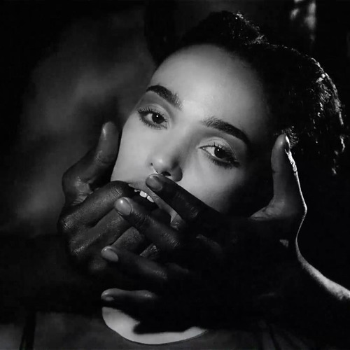 FKA Twigs - Papi Pacify (InterGhost's Sexuality Bootleg)