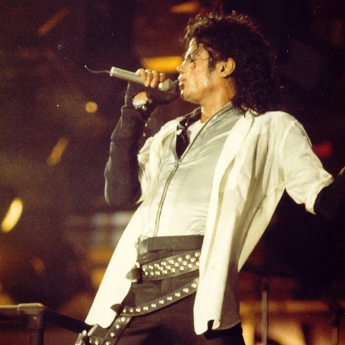 Download Lagu Michael Jackson - Dirty Diana [Bad Tour] (Live Studio Version)
