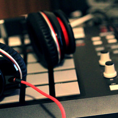 Benny Benassi Feat. Chris Brown - Beautiful People (Funk D mts Ludovika Bootleg)