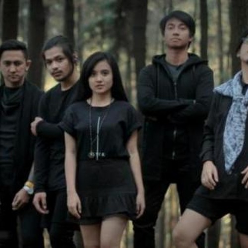 Killing Me Inside - Kau Dan Aku Berbeda
