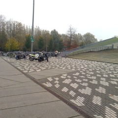 20121112 TU Delft Library entrance, ext - ambience at stairs, people passing, voices