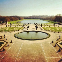Love In Versailles