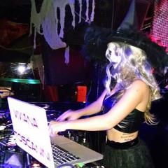 VIVIANA TOSCANINI LIVE AT PACHA NYC