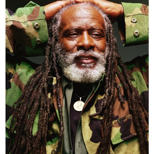 PhOniAndFlOrE - A Dub Tribute of Burning Spear/Let's Move Riddim...FREE DOWNLOAD...