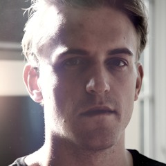 Wanker Banker (Original Mix) [mau5trap] Out now on Beatport and iTunes!