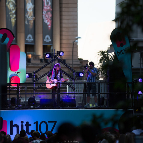 Dean Ray @ Laneway 07th Nov 2014