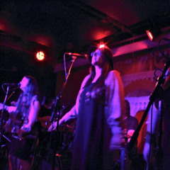 Knife Thrower's Assistance Live -  Voodoo