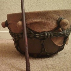 Comanche songs.. Berkley Sr singing&drumming at Our home in Texas
