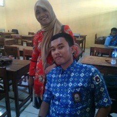 Sedejewe Wanita Munafik