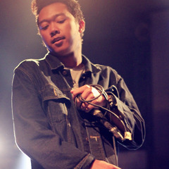 Komoo  - Pieces (with vocal at Reff)(Unfinished Project)