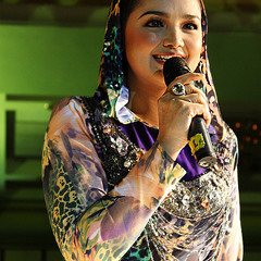 Siti Nurhaliza - Joget Berhibur (Lyrics &amp; HQ Audio)