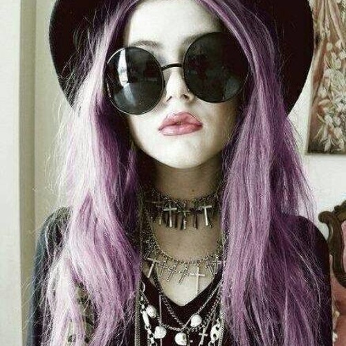 MR FLAMENCO PLAYS MUSICAL CHAIRS