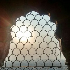 Tum mere pass raho..