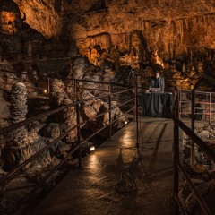 Guttatim – Grotta Gigante