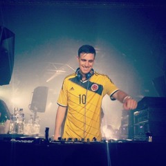 Bryan Kearney LIVE @ Icono Nightclub Medellin Colombia November 2014