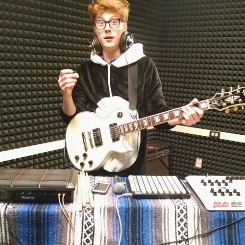 Manatee Commune In-Studio