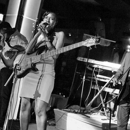 Papa Wemba`s `Rail on` performed LIVE by Jether House Band