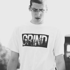 This Is An Abduction MiX -  Alien Family W/ Emoney