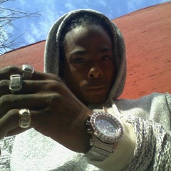 Bitches fuckin fa nouthen