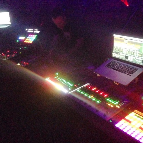 Michael Wenz VS Skooma Nov 22nd 2014 At PLUSH