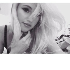 "Cool Kids" LIVE (Cassy London cover)