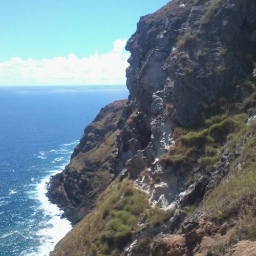 TOPATANGI-LEJOS EN EL OLVIDO