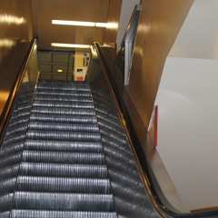 Les Escaliers Brisés.MP3