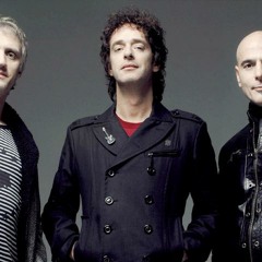 Soda Stereo Musica Ligera vs Booyah