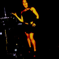 2014 - 04 - 28 23h09m05