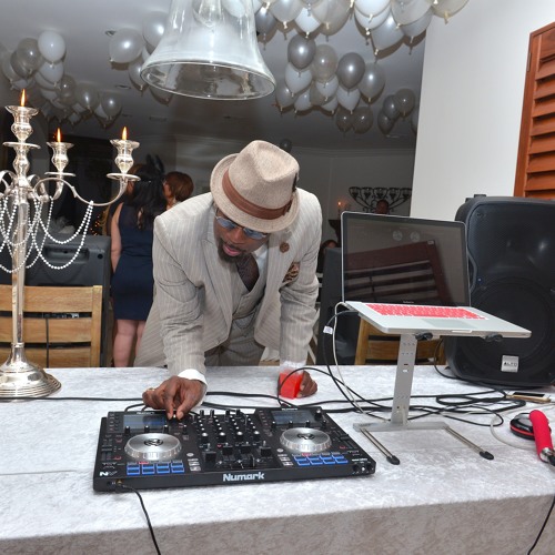 WBLS Thanksgiving W  DJ SirCharles 11/27/14