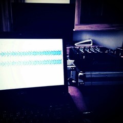 AVIS - RAVE SET #5 [QUEEN] [2LIVECREW] [RHCP] [DEORRO] [DV&LM] [MAKJ]