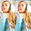 Santa Tell Me Ariana Grande ❤ Mp3