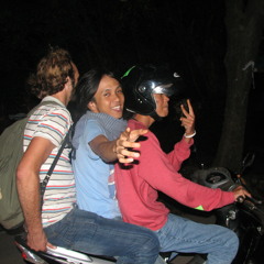 Fieldrecording: musicians in bus from Jakarta to Labuan, Java, Indonesia Nr.2