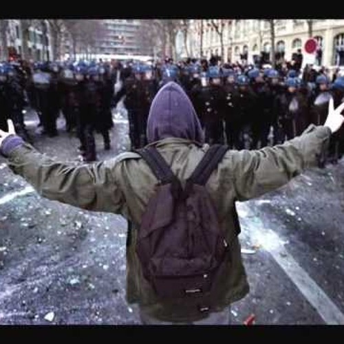 NON MC - Griūvanti Delionė